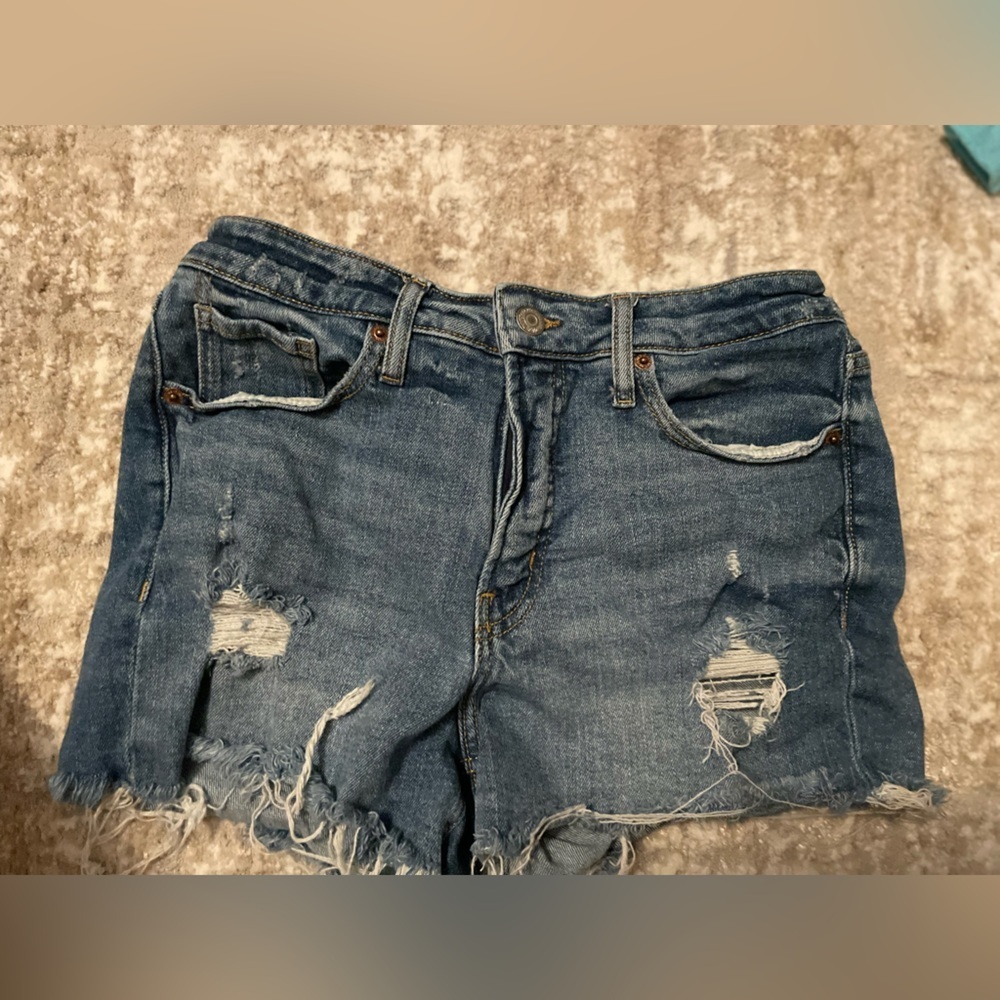 Old Navy Classic Blue OG Straight High Rise Super Smooth Pockets Jean Shorts -6 - Picture 3 of 4